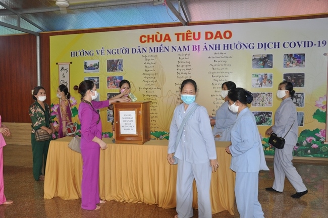 Towards the people in the South affected by Covid 19 of Tieu Dao Pagoda